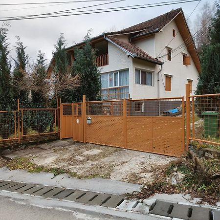 Casa Dintre Meri Poiana Mărului Zewnętrze zdjęcie