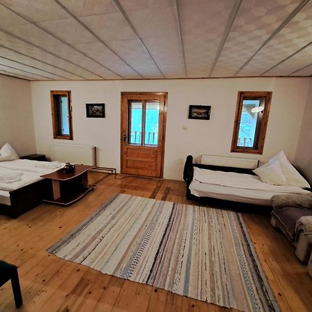 Casa Dintre Meri Poiana Mărului Zewnętrze zdjęcie