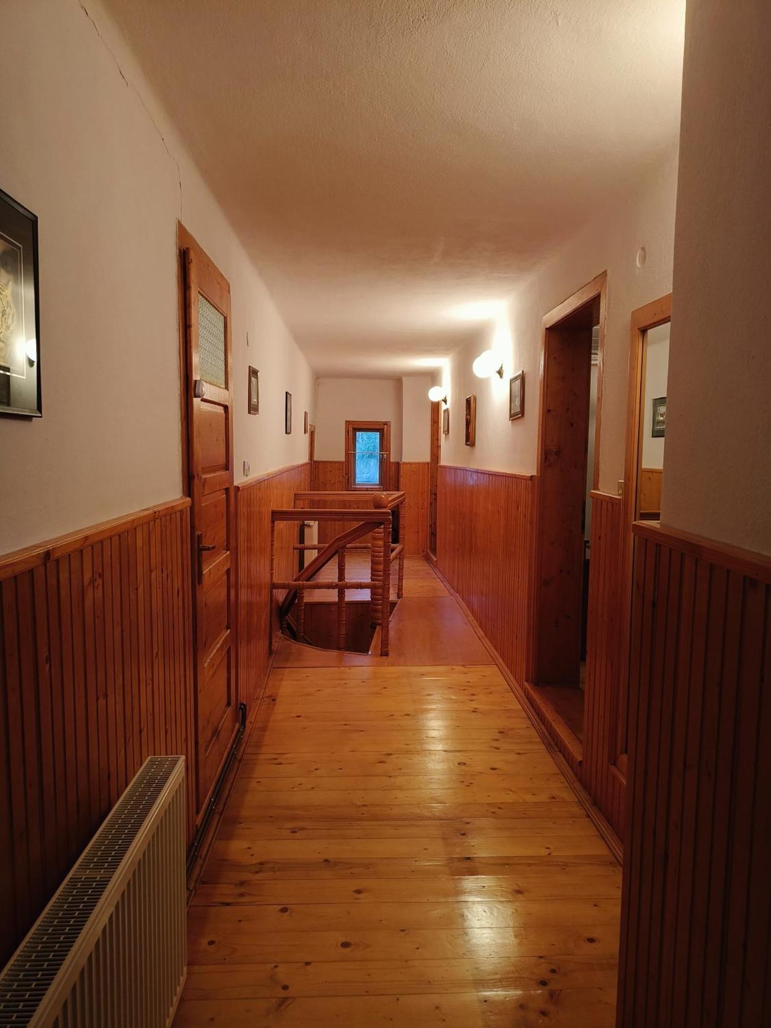 Casa Dintre Meri Poiana Mărului Zewnętrze zdjęcie