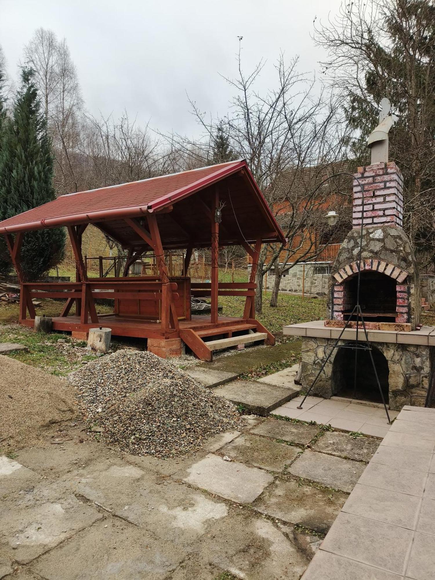 Casa Dintre Meri Poiana Mărului Zewnętrze zdjęcie